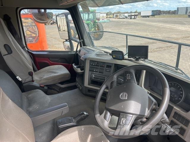 Volvo FM11 Kombiji / vakuumski kamioni