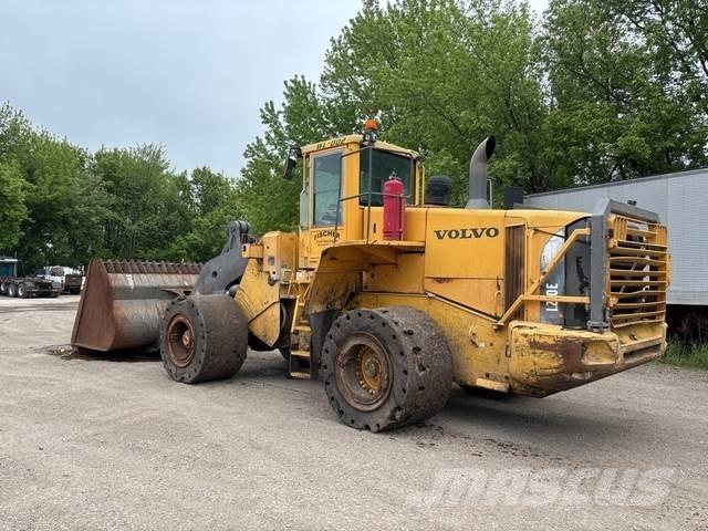 Volvo L220E Utovarivači na kotačima