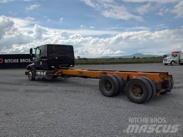 Volvo VHD64F Kabine i unutrašnjost