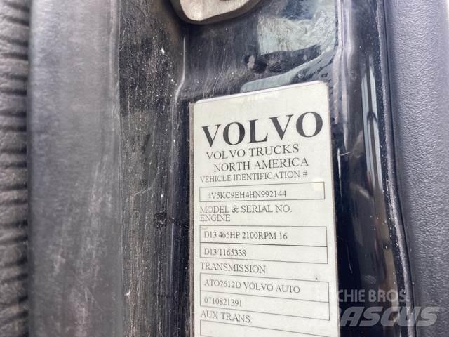 Volvo VHD64F Kabine i unutrašnjost