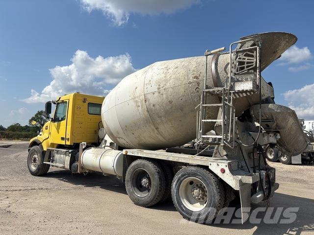 Volvo VHD64F Ostali kamioni