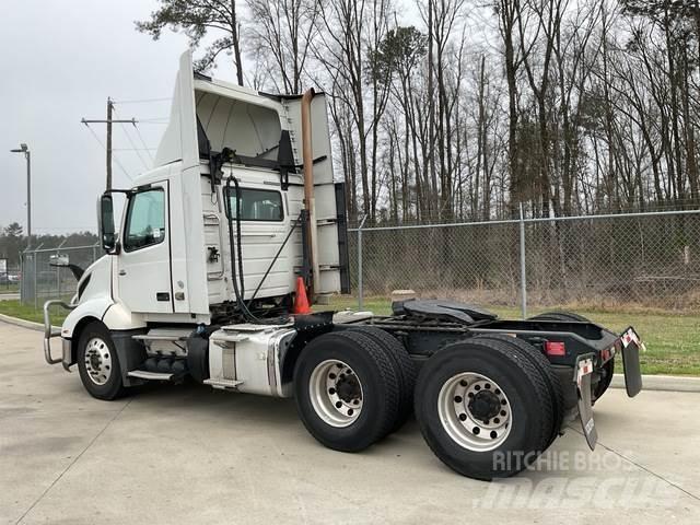 Volvo VNL Traktorske jedinice