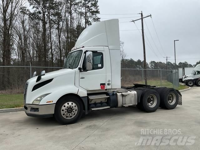 Volvo VNL Traktorske jedinice