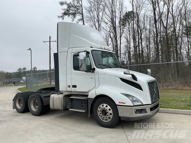 Volvo VNL Traktorske jedinice