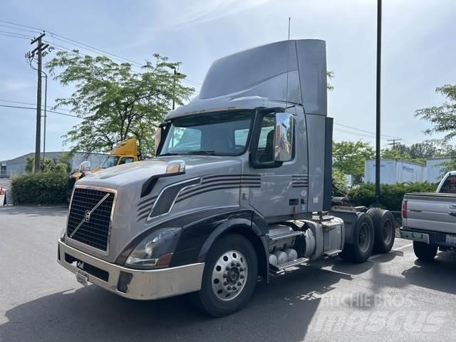 Volvo VNL Traktorske jedinice