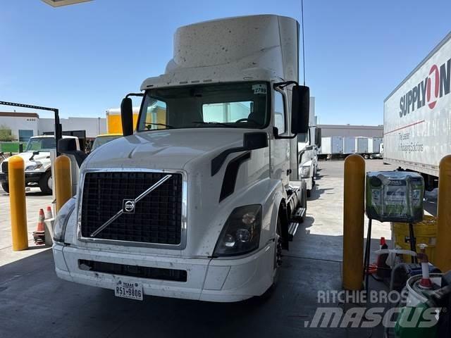 Volvo VNL Traktorske jedinice