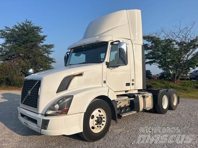 Volvo VNL Traktorske jedinice