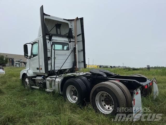 Volvo VNL Traktorske jedinice