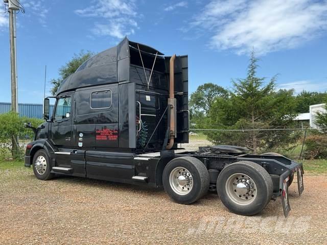 Volvo VNL Traktorske jedinice