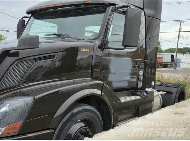 Volvo VNL Traktorske jedinice