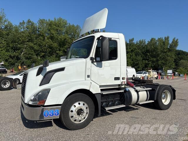 Volvo VNL Traktorske jedinice