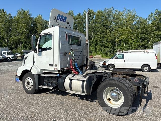 Volvo VNL Traktorske jedinice