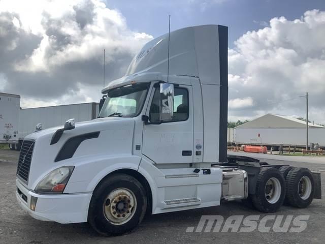 Volvo VNL Traktorske jedinice