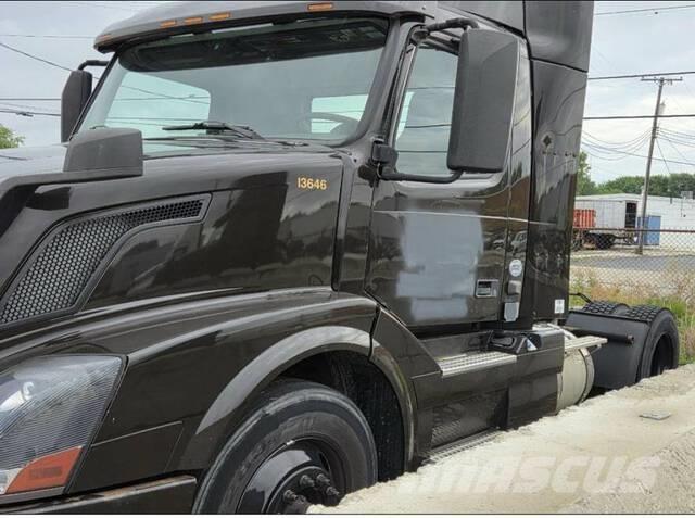 Volvo VNL Traktorske jedinice