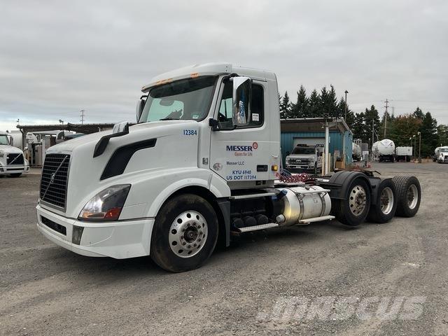 Volvo VNL Traktorske jedinice