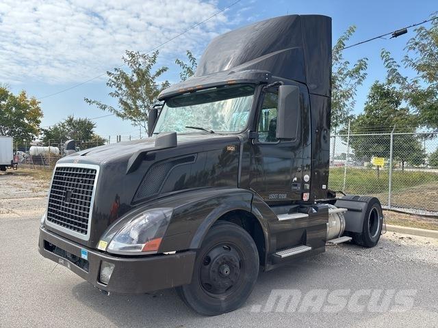 Volvo VNL Traktorske jedinice
