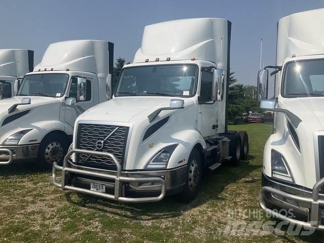 Volvo VNL 300 Traktorske jedinice