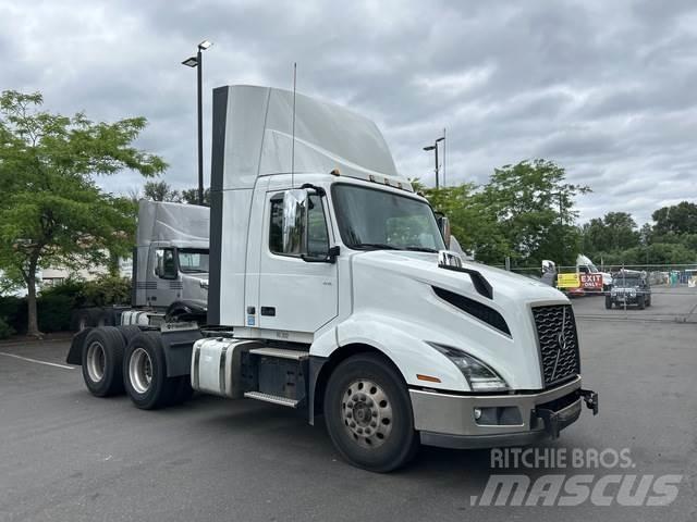 Volvo VNL 300 Traktorske jedinice
