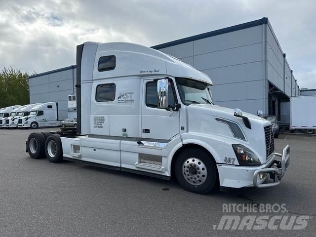 Volvo VNL 780 Traktorske jedinice