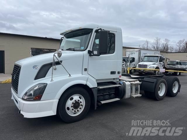 Volvo VNL64T Traktorske jedinice