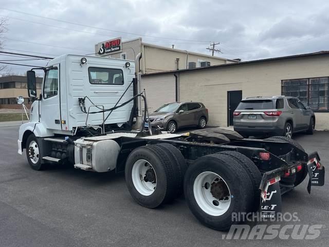 Volvo VNL64T Traktorske jedinice
