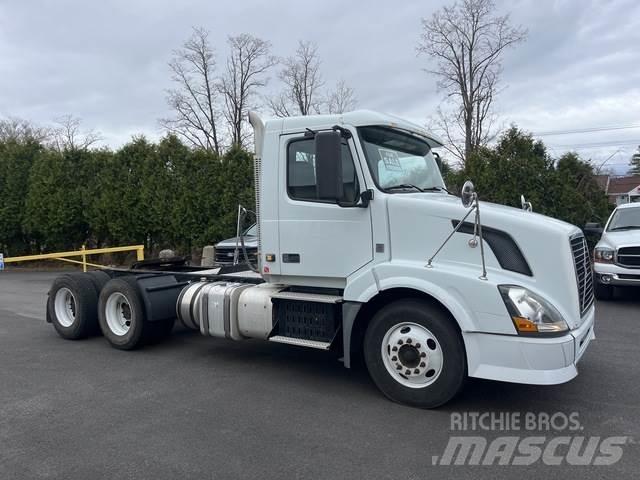 Volvo VNL64T Traktorske jedinice