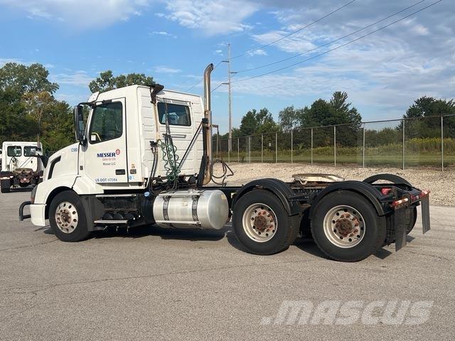 Volvo VNL64T Traktorske jedinice