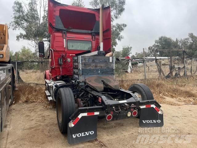 Volvo VNM Traktorske jedinice