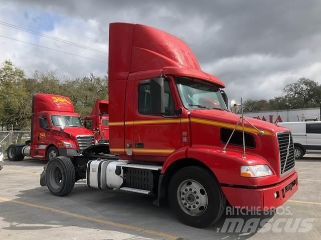 Volvo VNM Traktorske jedinice