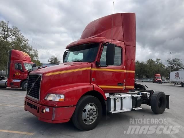 Volvo VNM Traktorske jedinice