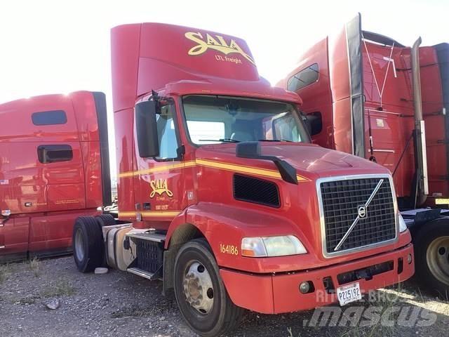 Volvo VNM Traktorske jedinice