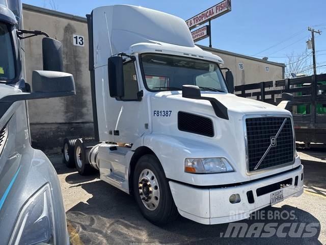 Volvo VNM Traktorske jedinice