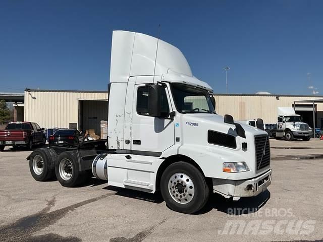 Volvo VNM Traktorske jedinice