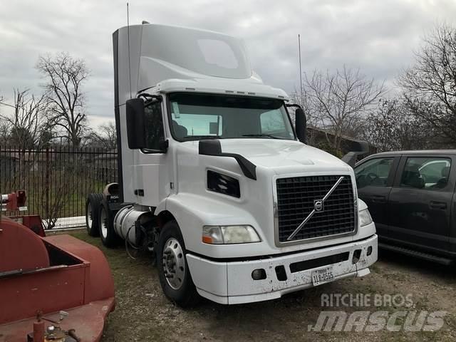 Volvo VNM Traktorske jedinice
