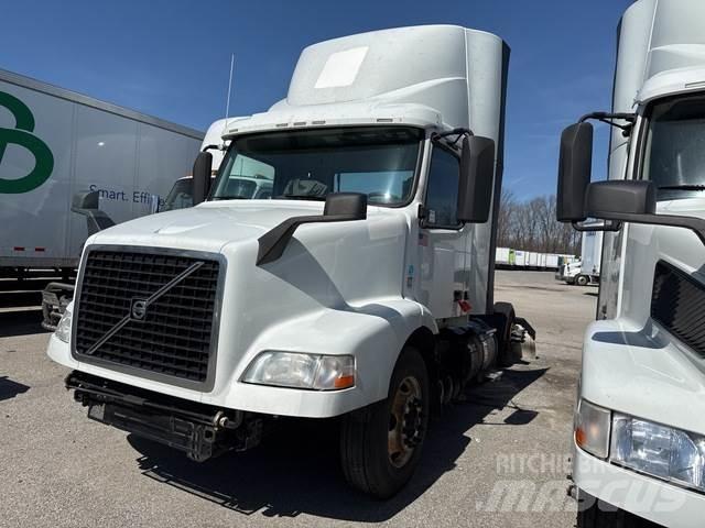Volvo VNM Traktorske jedinice