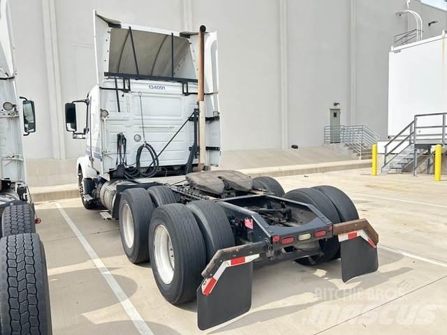 Volvo VNM Traktorske jedinice