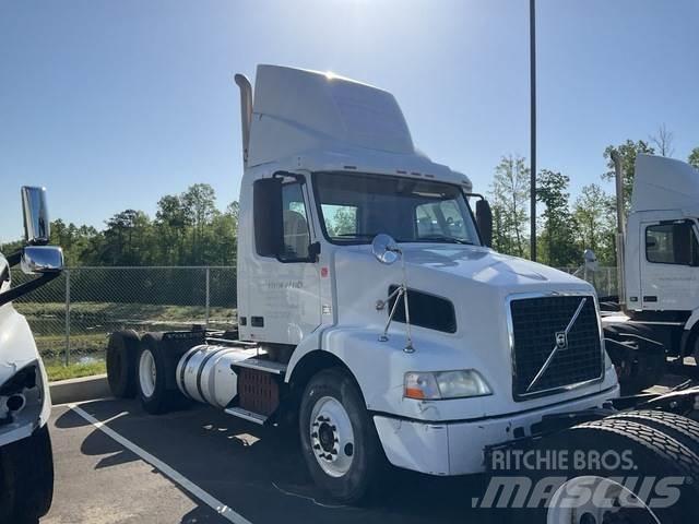 Volvo VNM Traktorske jedinice