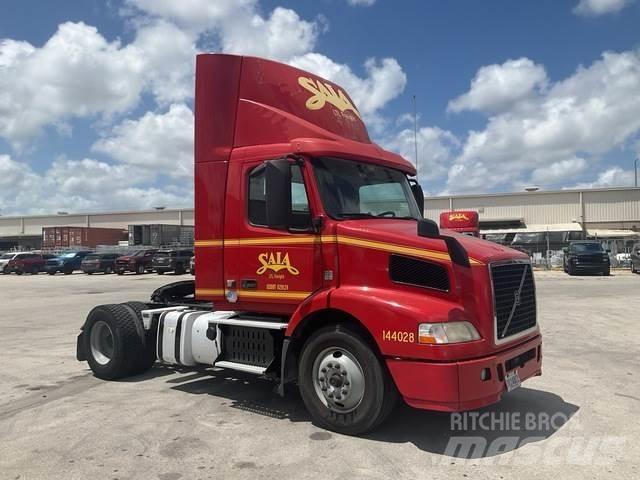 Volvo VNM Traktorske jedinice