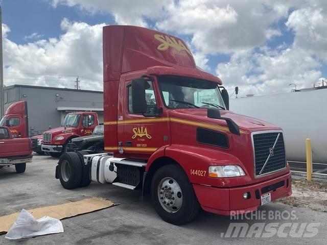 Volvo VNM Traktorske jedinice