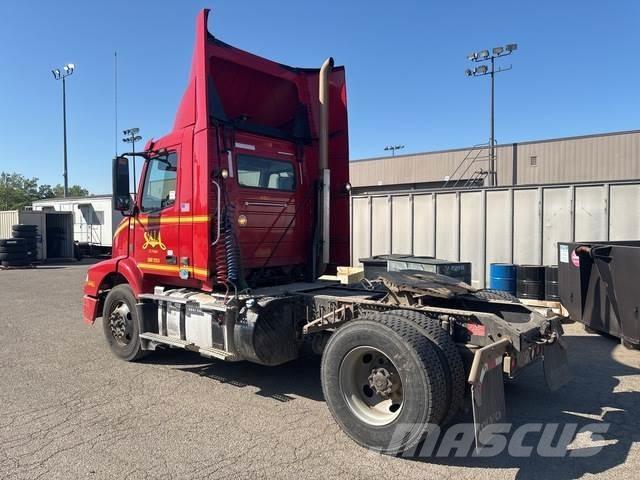 Volvo VNM Traktorske jedinice