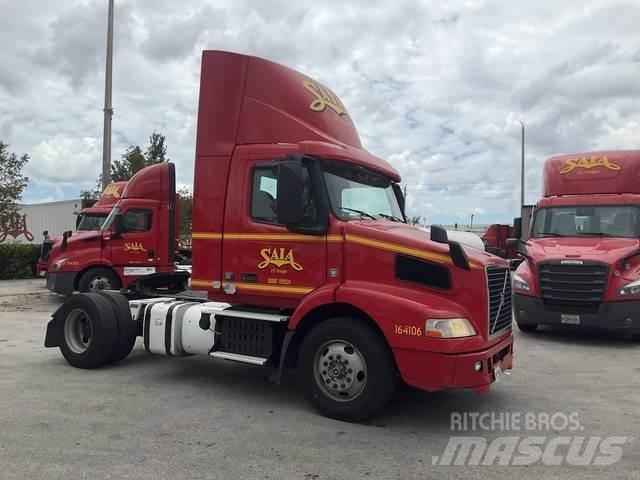 Volvo VNM Traktorske jedinice