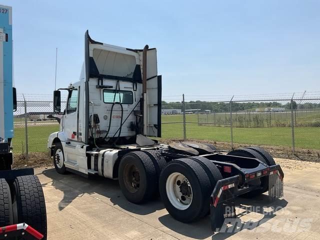 Volvo VNM Traktorske jedinice
