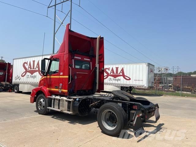 Volvo VNM Traktorske jedinice