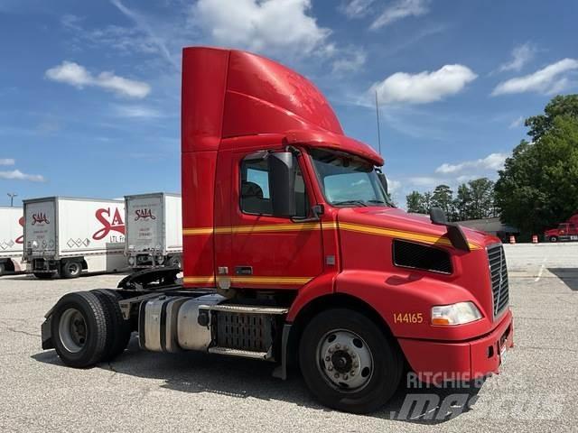 Volvo VNM Traktorske jedinice