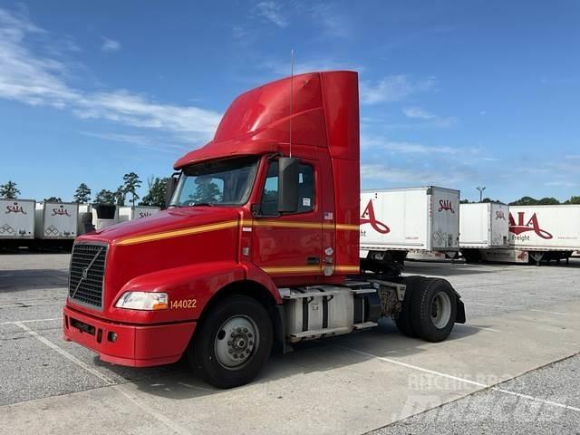 Volvo VNM Traktorske jedinice