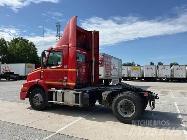 Volvo VNM Traktorske jedinice