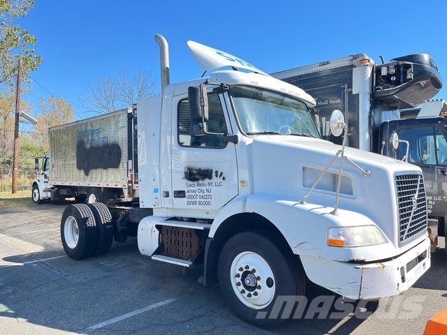 Volvo VNM Traktorske jedinice