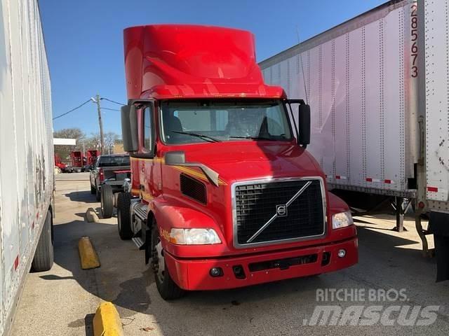 Volvo VNM42T Traktorske jedinice