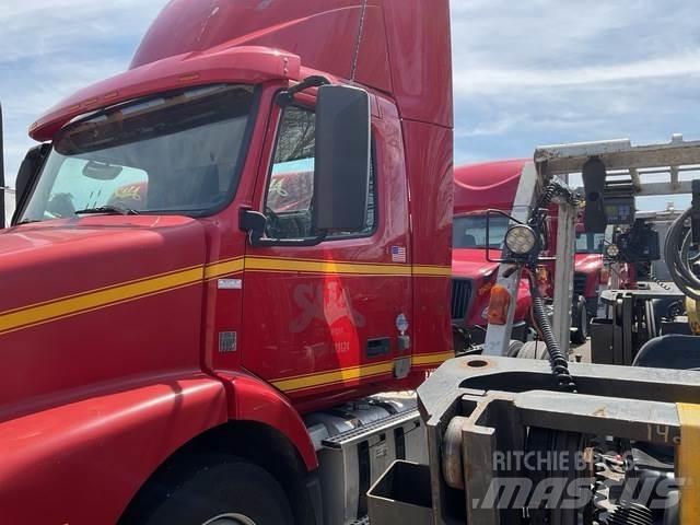 Volvo VNM42T Traktorske jedinice