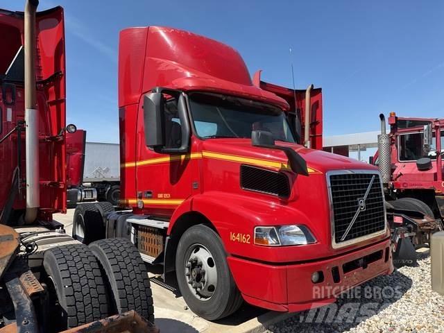 Volvo VNM42T Traktorske jedinice
